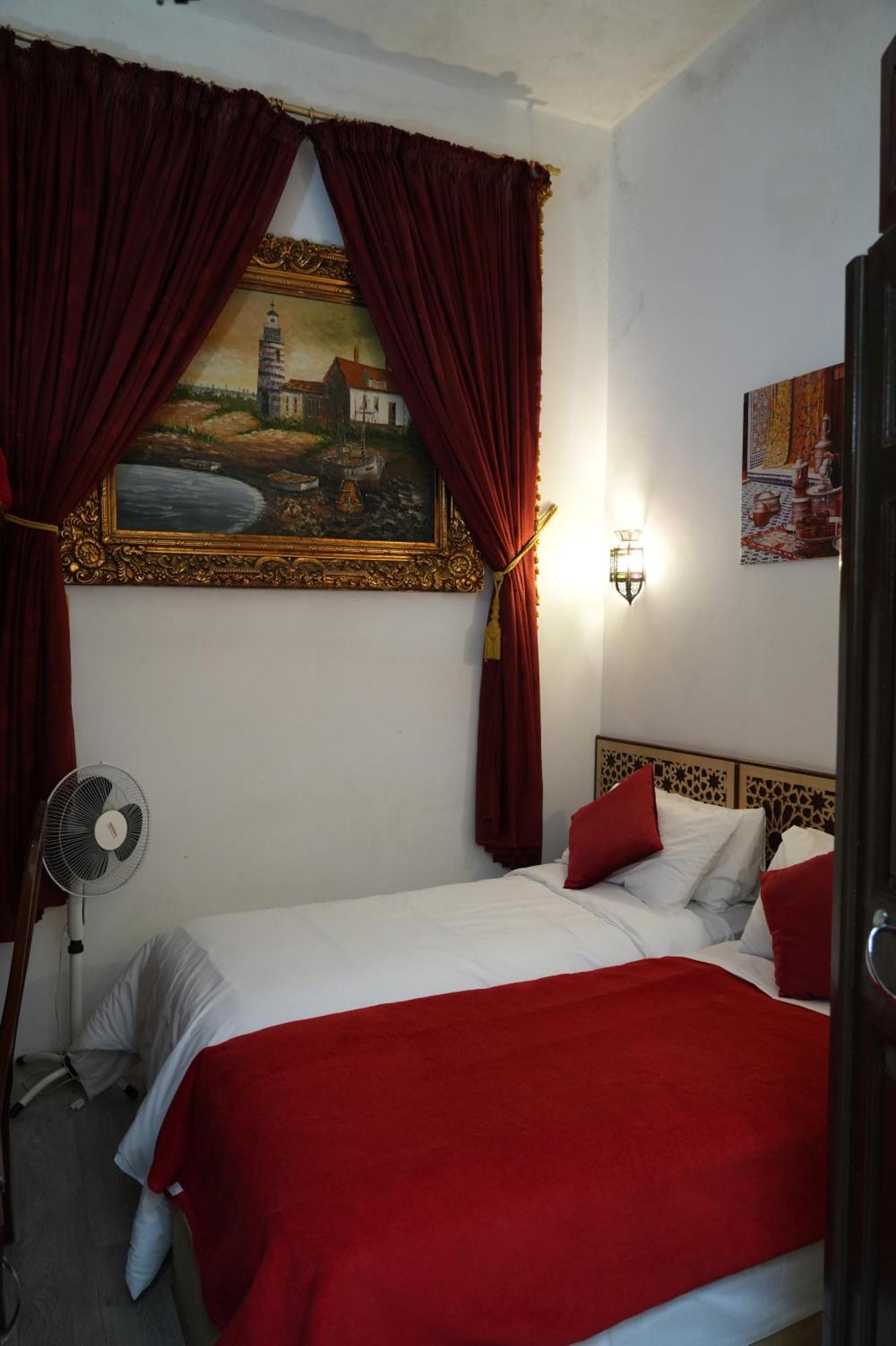 Dar Essaki 1886 Hotel Tanger Exterior foto
